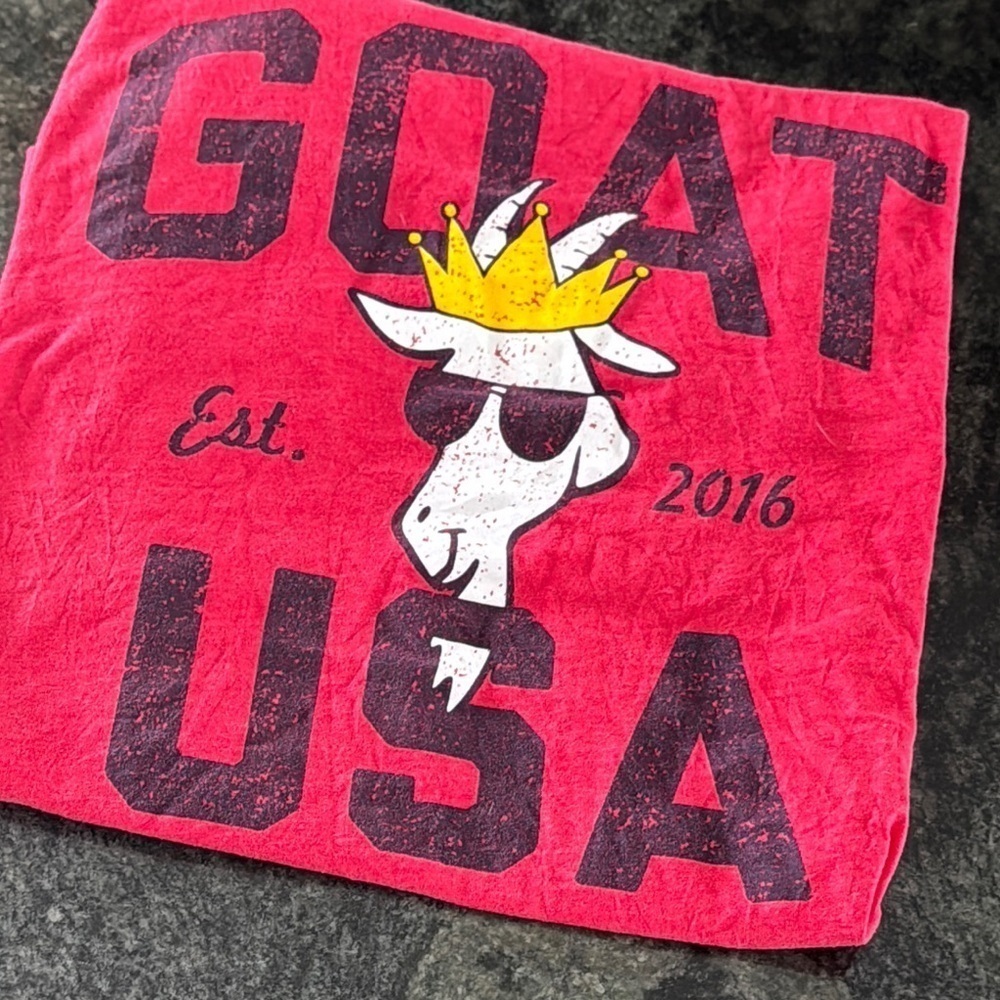 GOAT Graphic T-Shirt - Picture 4 of 4
